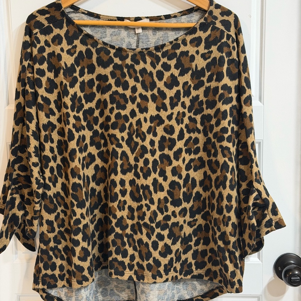 Essel Leopard Print Women's Top
